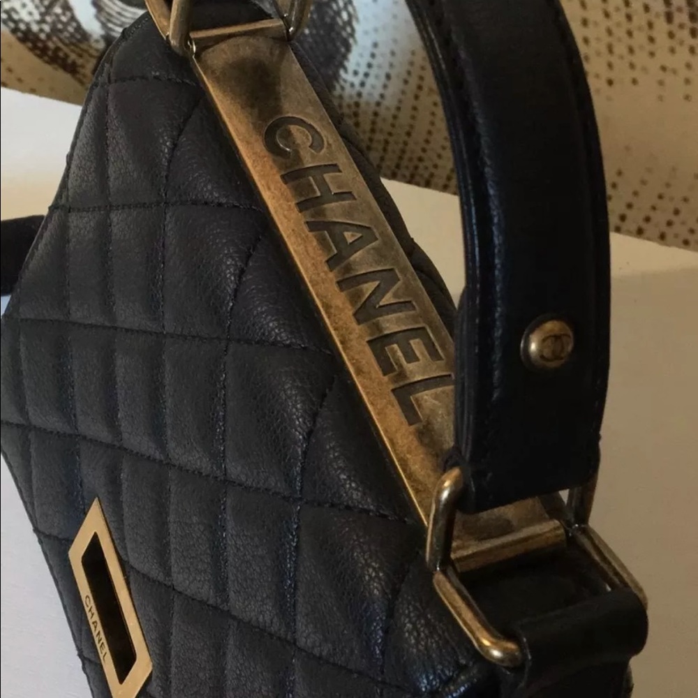 Caviar Leather Chanel bag - Picture 5 of 8
